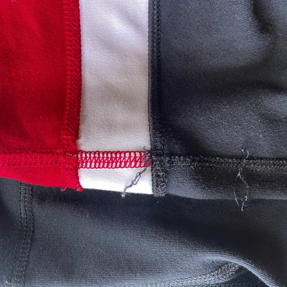 Vintage Lululemon Red/White/Black Groove Flare Yoga Pants - Size 8 TALL - Picture 8 of 10